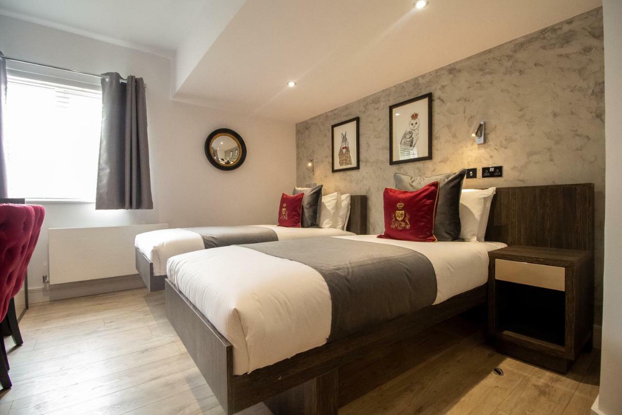 Signature Suites Peterborough Zewnętrze zdjęcie